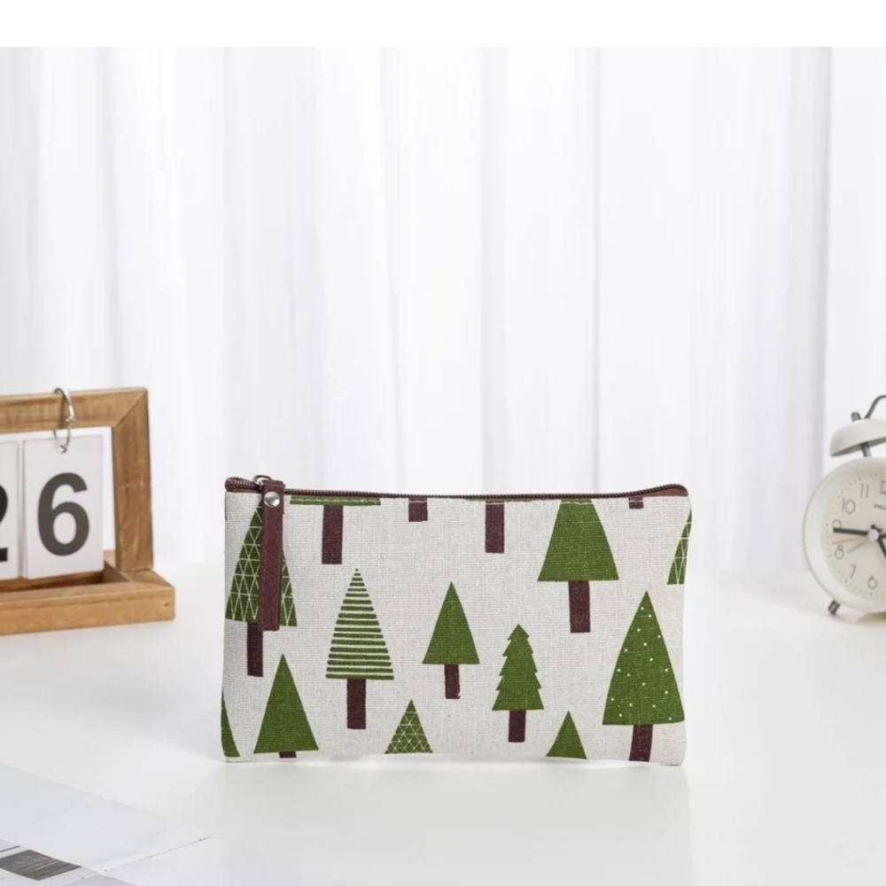 NWOT Tree Print Handmade Make-up Bag